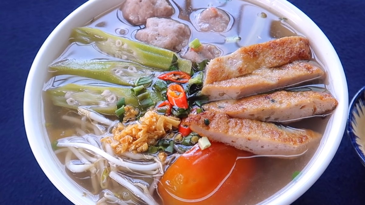 Canh Chả Cá Nấu Chua