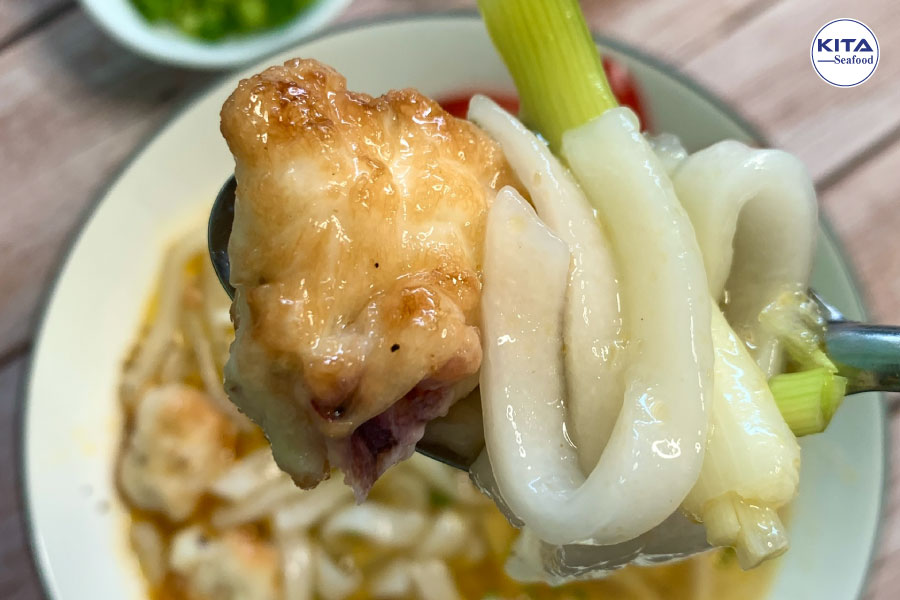 banh canh cha muc